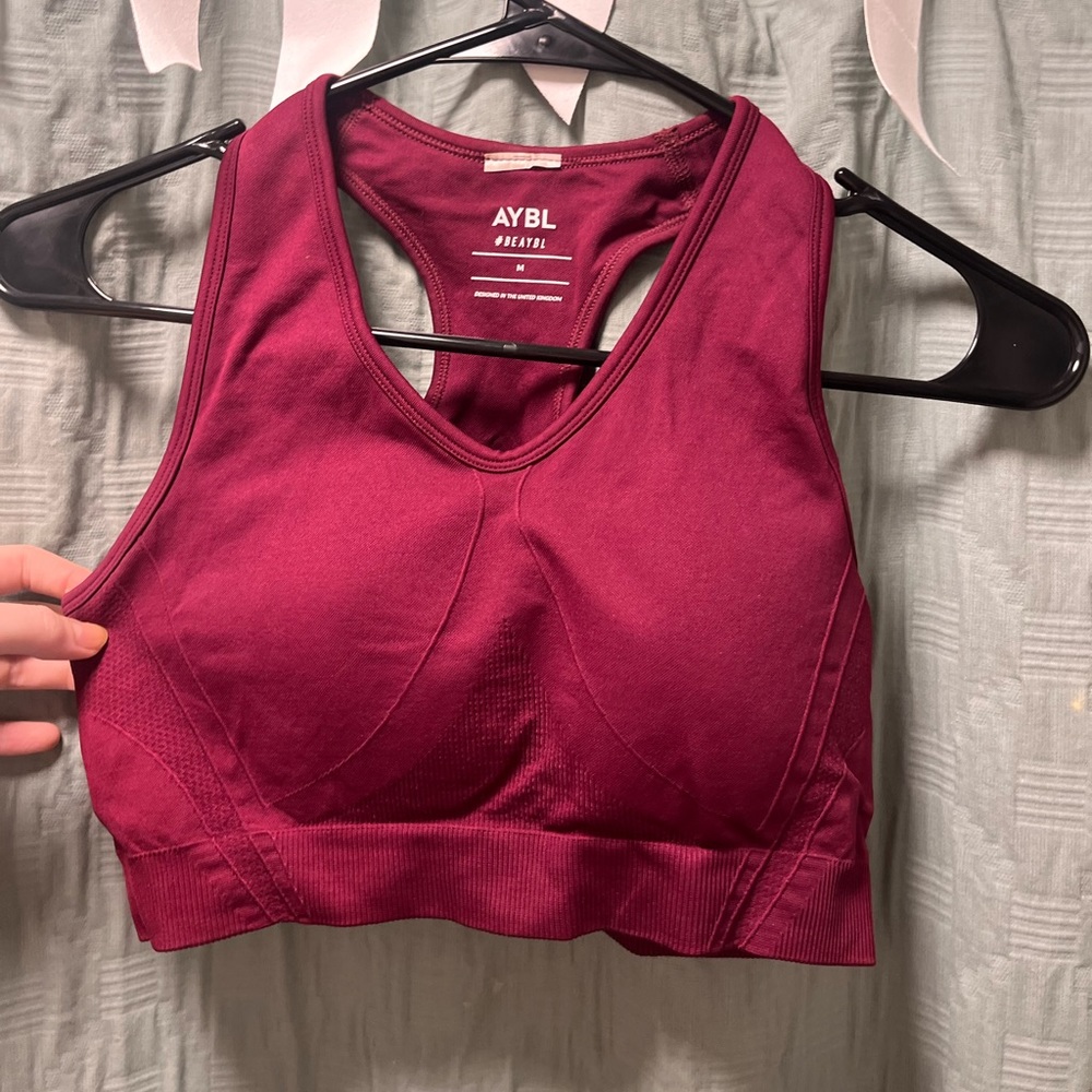maroon aybl sports bra, size medium